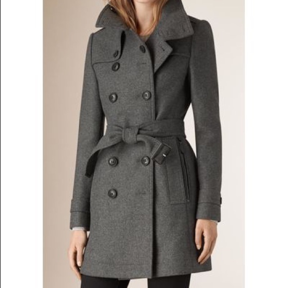 Burberry Jackets & Blazers - Burberry wool and cashmere blend trend coat!